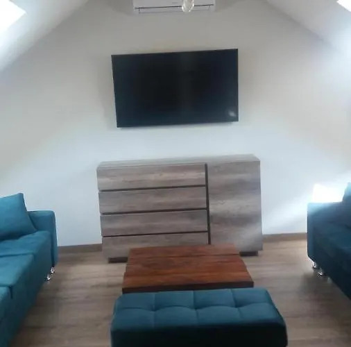 Minimal House شتوروك